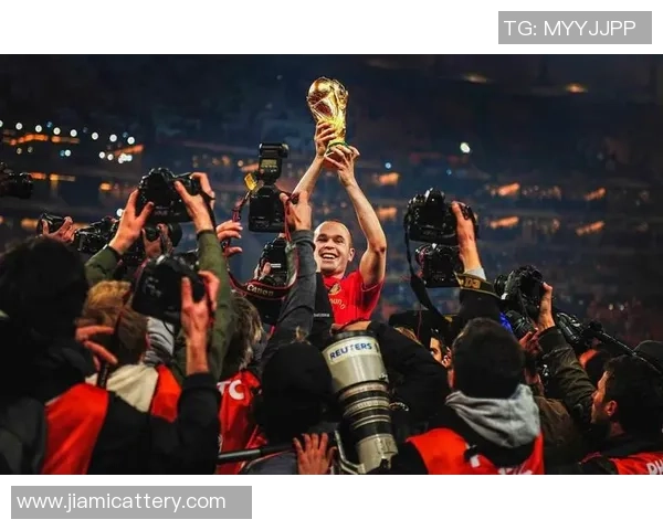 十五年间离世的足球明星们的传奇与遗憾回顾